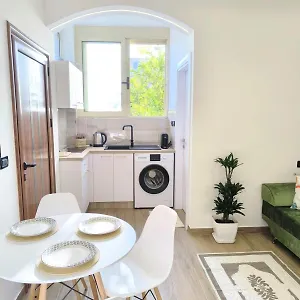 New Close To Sea And Downtown Appartamento